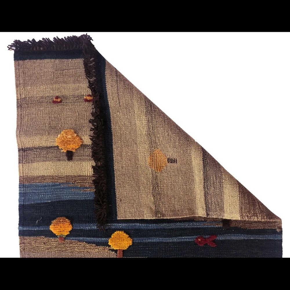 Handwoven Rug: River Side Turkish Kilim Rug (2`8`` x 3`7``) - Picture 2 of 2